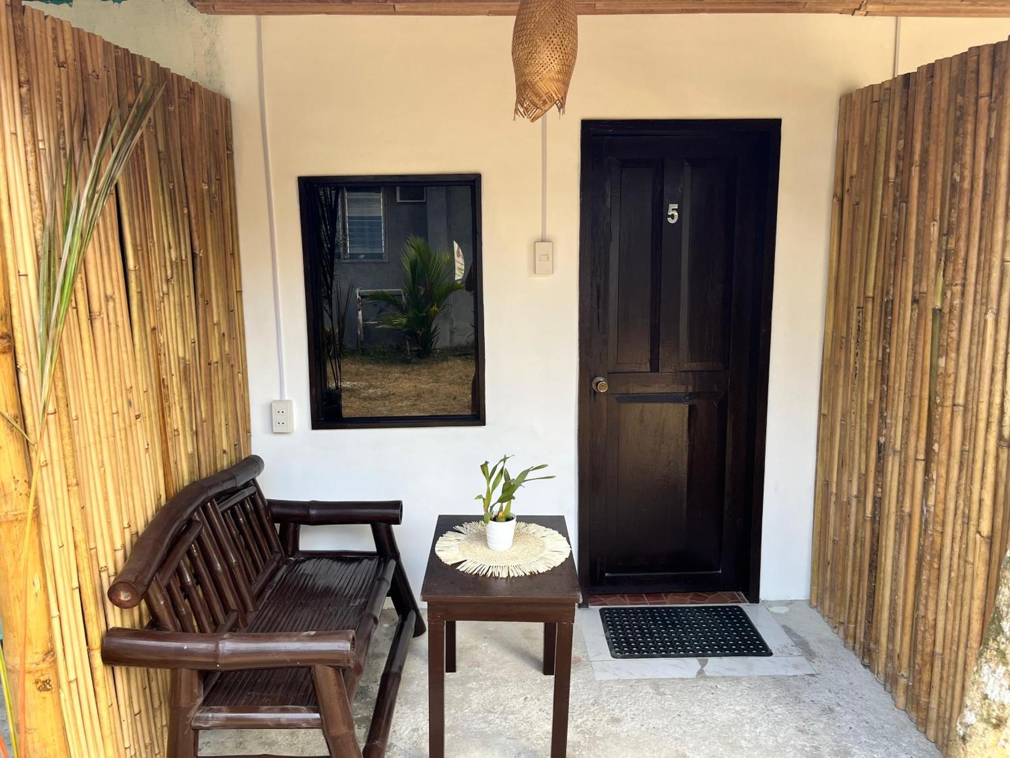 Trisha Guesthouse San Vicente  Luaran gambar